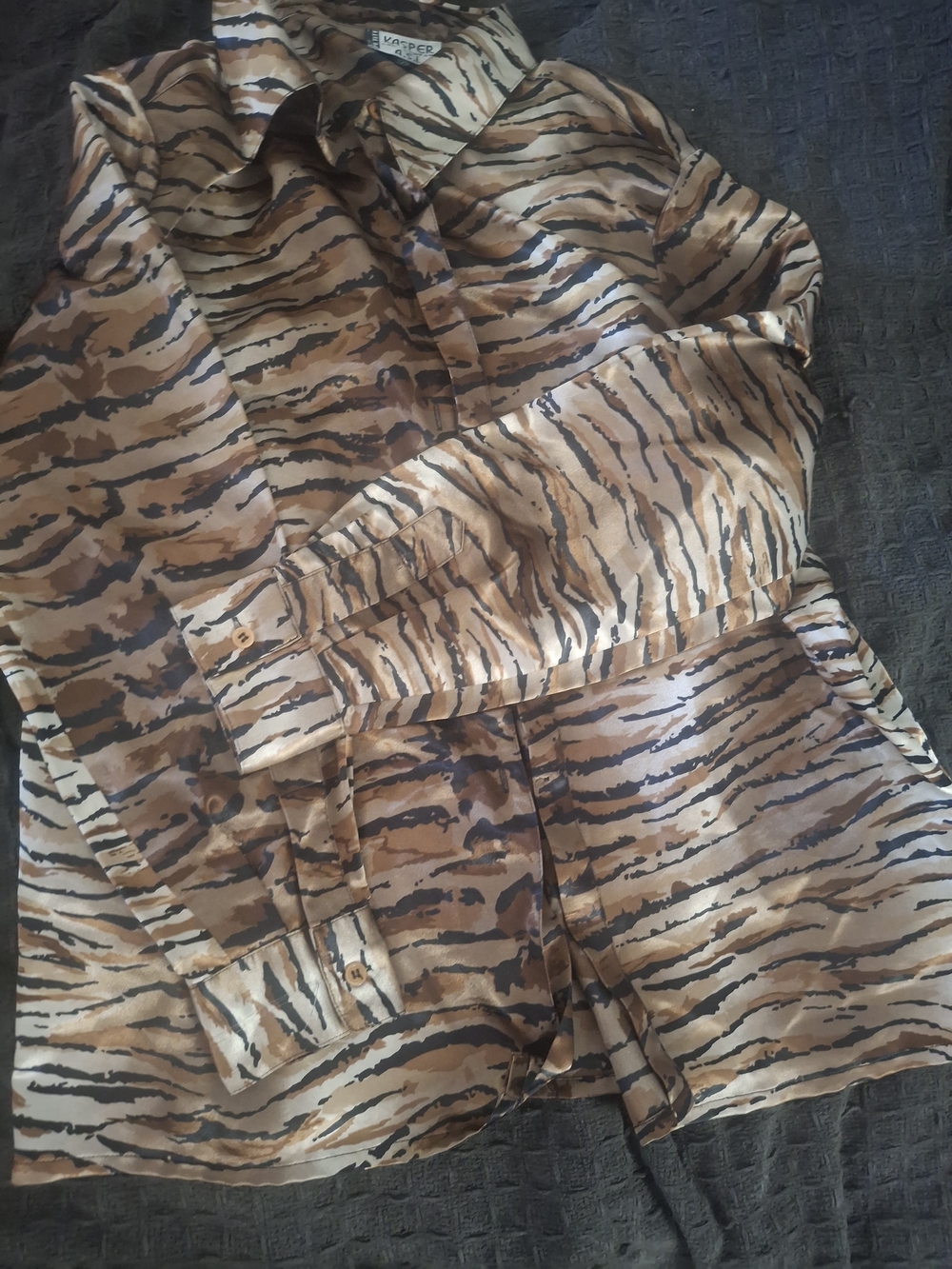 Kasper Brown Tiger-Stripe Satin Button-Up Shirt